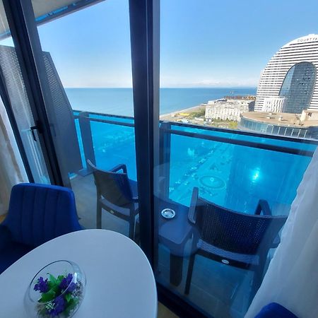 Номера На Высоких Этажах 24,31 Apartment Batumi Room photo
