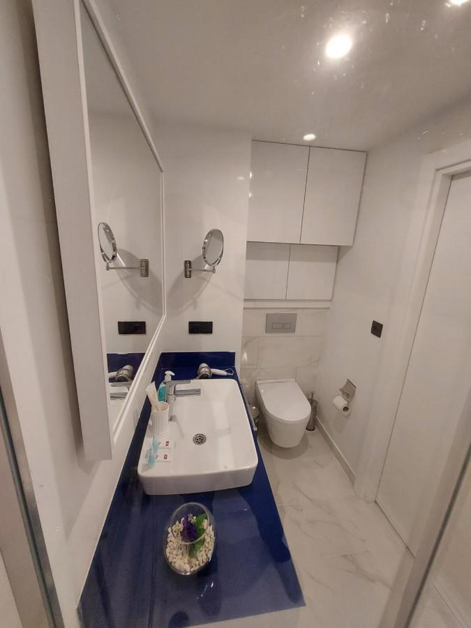 Номера На Высоких Этажах 24,31 Apartment Batumi Exterior photo